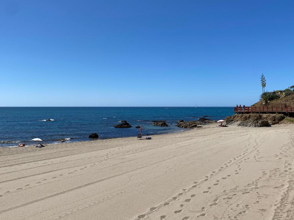 Independent Villa Beach House El Bosque La Cala De Mijas Εξωτερικό φωτογραφία