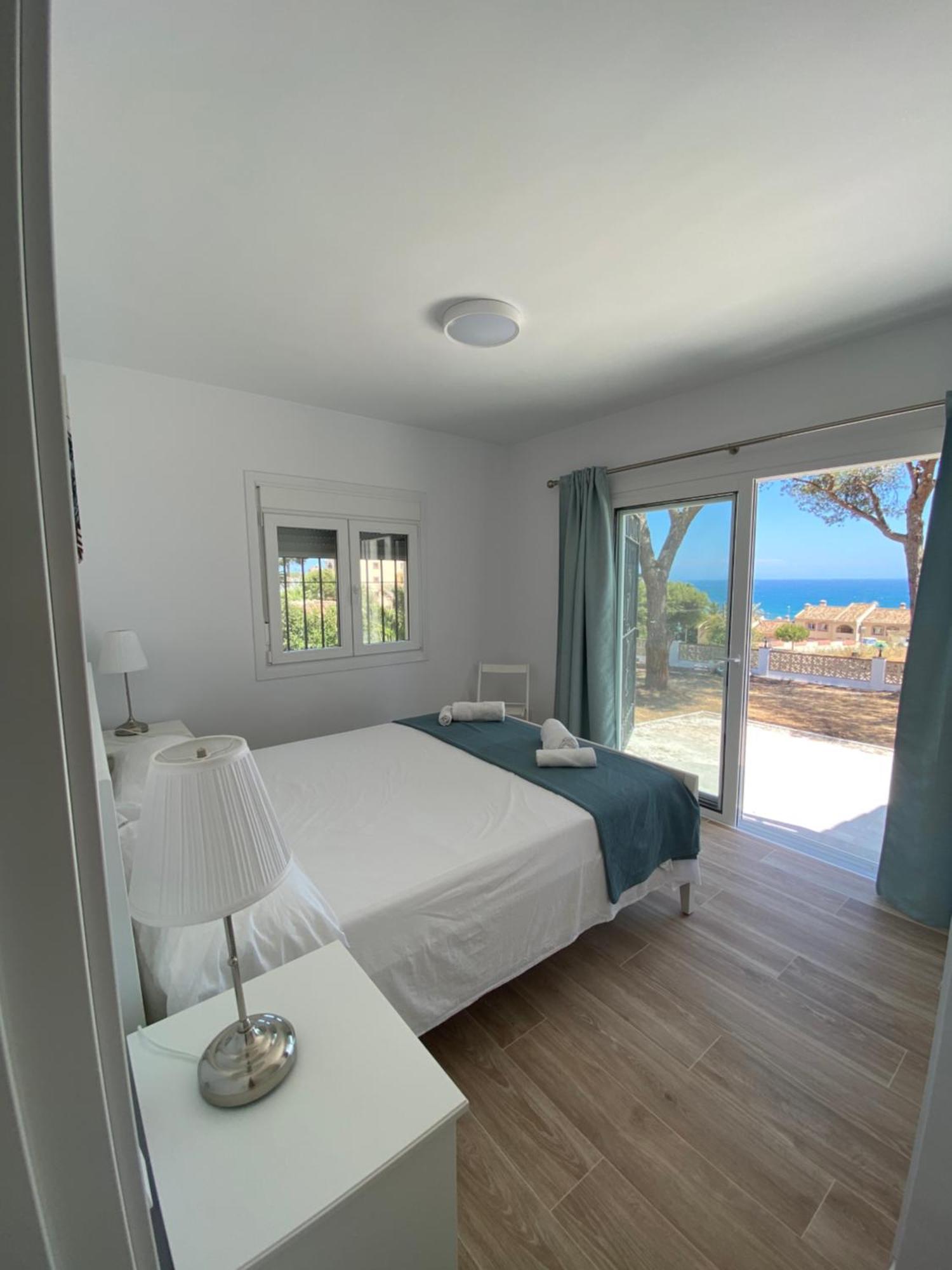 Independent Villa Beach House El Bosque La Cala De Mijas Εξωτερικό φωτογραφία