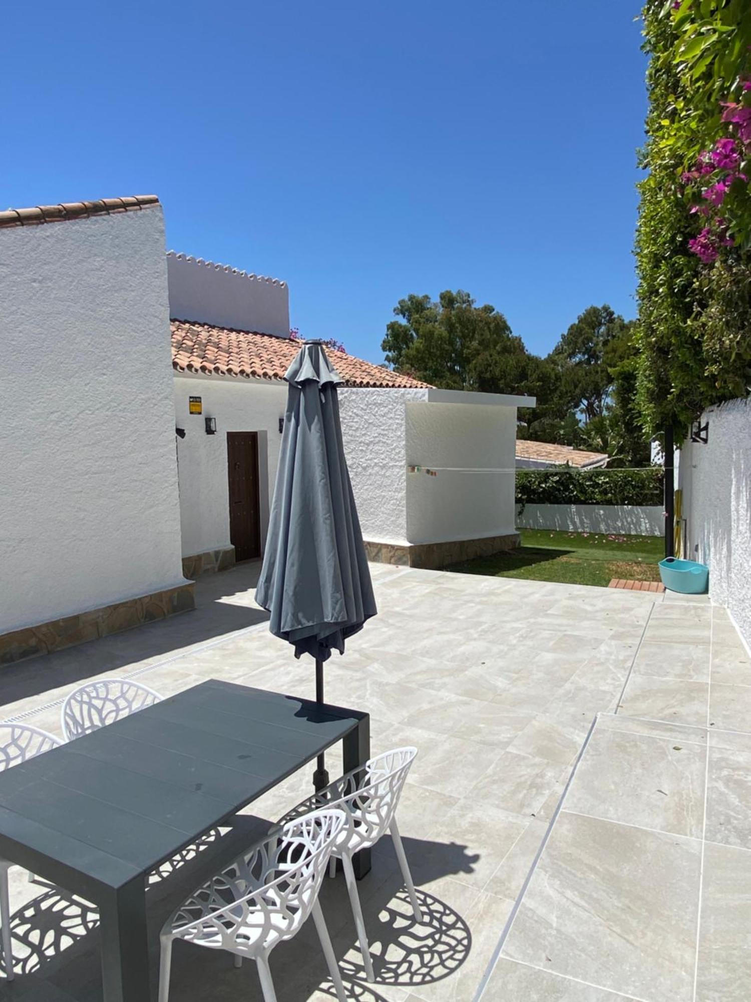 Independent Villa Beach House El Bosque La Cala De Mijas Εξωτερικό φωτογραφία