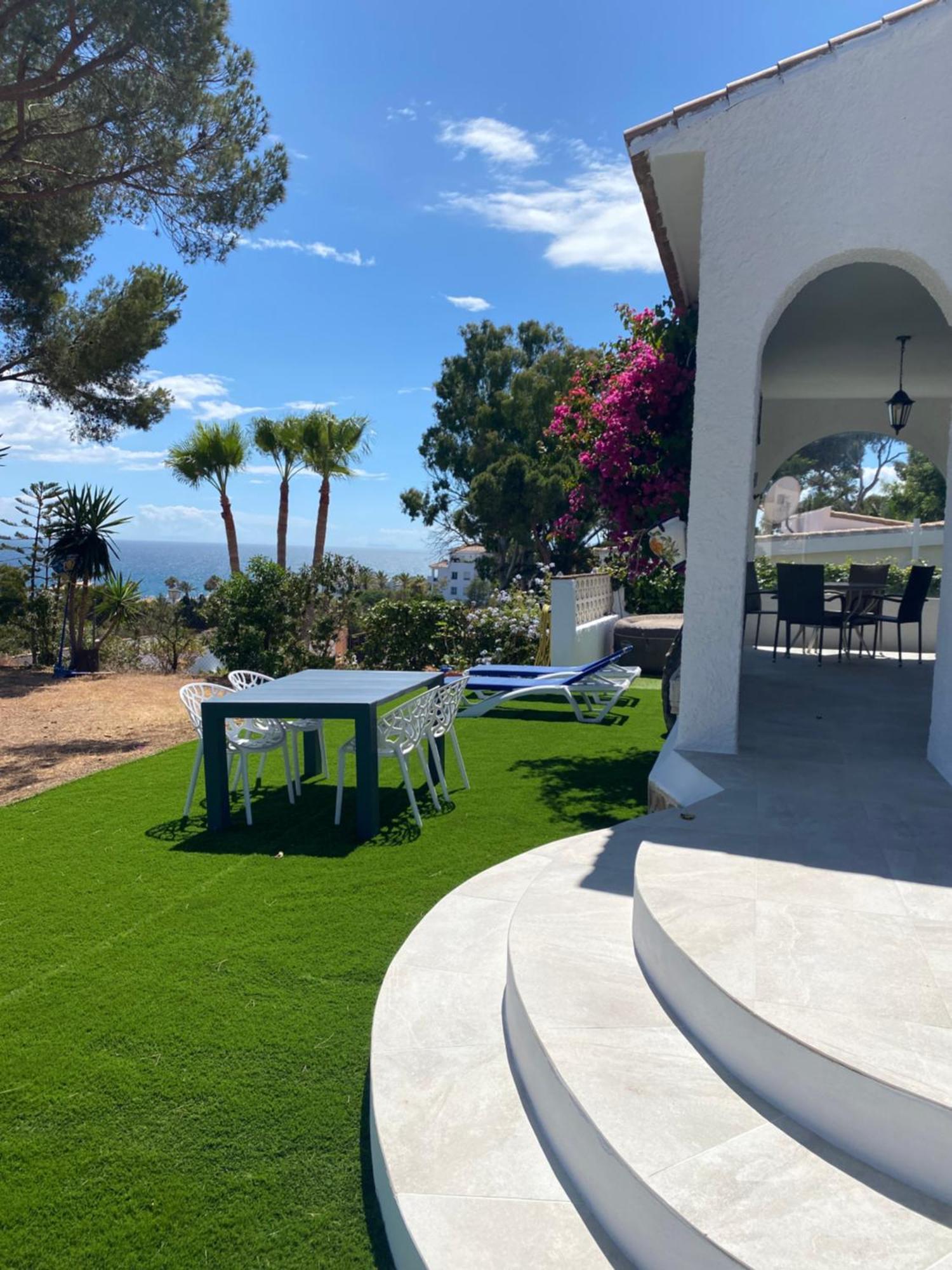 Independent Villa Beach House El Bosque La Cala De Mijas Εξωτερικό φωτογραφία
